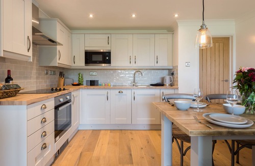 Mawgan Porth Apartment | Sandcastles offers a delightful two-bedroom self-catering apartment
