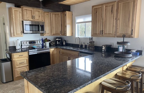 Torrey House | Sandcreek Cottage/Fabulous Views on Five Acres/Capitol Reef National Park