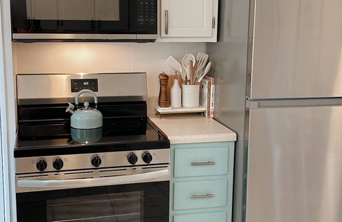 Supply Condo | Sanderling - New Owner - Pet Friendly - POOL!