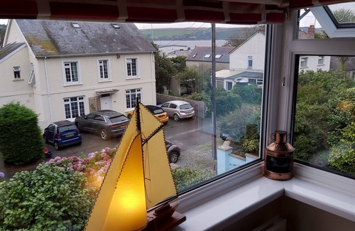 St Brides House | Sanderling, on Pembrokeshire coastal path Dale, sleeps 8 and dog-friendly.nnnn