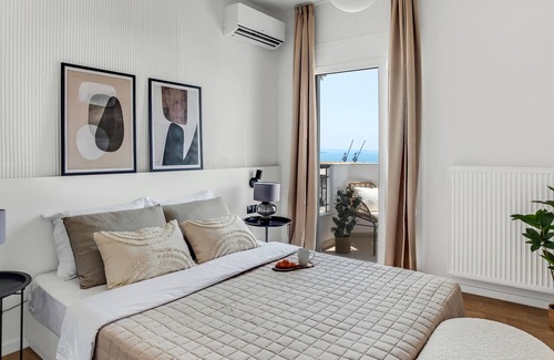 Thessaloniki Apartment | Sanders Arch - Efficient 1-Bdr. Apt. w/ Sofa-Bed