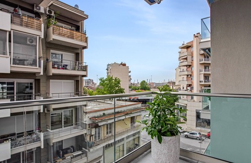 Thessaloniki Apartment | Sanders Old Port - Cute 1-Bdr Apt with Balcony