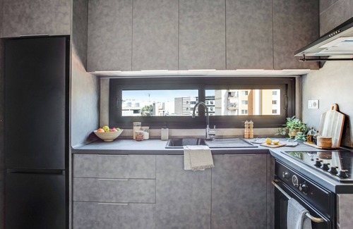 Thessaloniki Apartment | Sanders Old Port - Lovely 1-Bdr Apt