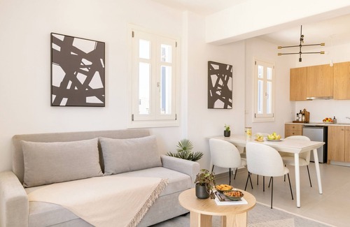 Molos Apartment | Sanders Paros Gardens - Great 1-Bdr Apt w Balcony