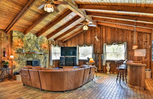 Sanford House | Sandford Vacation Rental Near Airport and Lake!