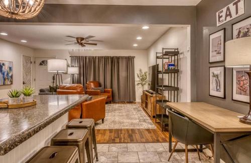 Miller Beach House | Sandhill Flat in Gary, IN
