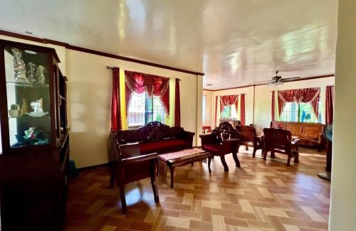 Loon House | Sandingan Homestay