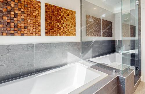 Summit Park House | Sandlewood Sanctuary