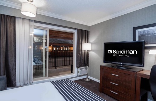 Revelstoke Hotel | Sandman Hotel Revelstoke