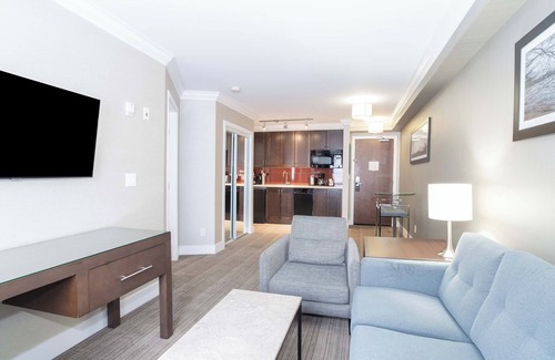 Clearbrook Hotel | Sandman Hotel & Suites Abbotsford