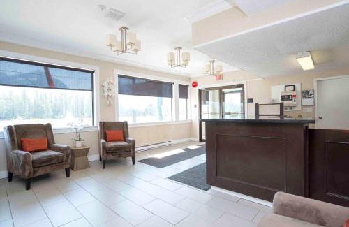 Blue River Hotel | Sandman Inn Blue River
