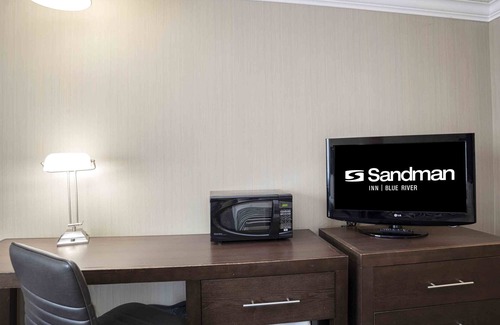 Blue River Hotel | Sandman Inn Blue River