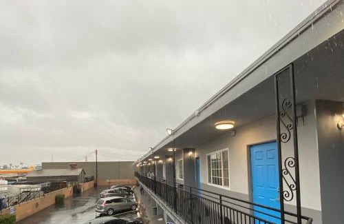 Inglewood Hotel | Sandman Motel