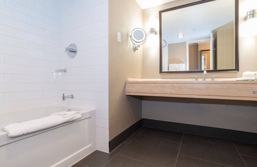 Downtown Edmonton Hotel | Sandman Signature Edmonton Downtown Hotel