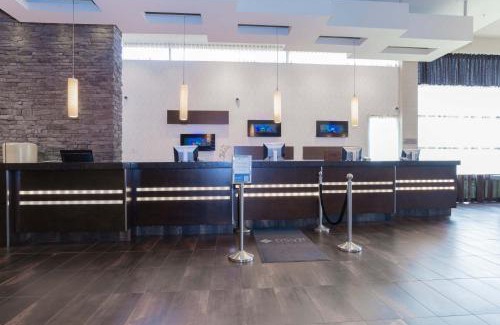 Richmond Hotel | Sandman Signature Vancouver Airport Hotel & Resort