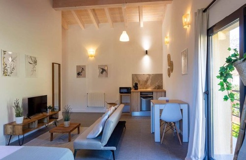 Villafufre Other | Sandoñana · by Wehomes · Old Palace Lodge C12