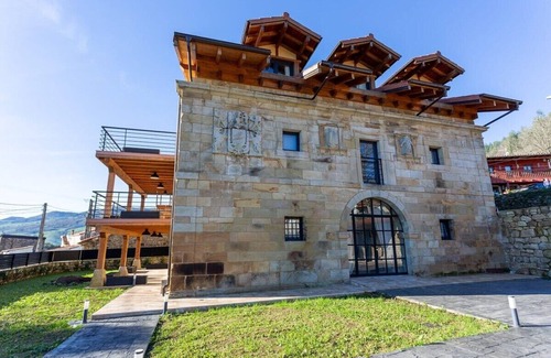 Villafufre Other | Sandoñana · by Wehomes · Old Palace Lodge C12