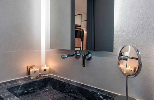 Paros Hotel | Sandom