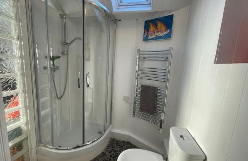St Teath House | Sandown and Cillia Marys 4 bedroom 3 plus 1