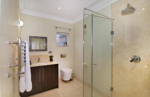 Sandown House | Sandown Guest House