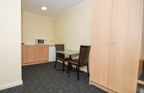 Noble Park Hotel | Sandown Heritage Motel