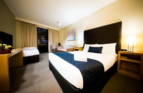 Noble Park Hotel | Sandown Regency