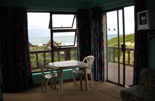 Cape Saint Francis Apartment | Sandown Self-Catering