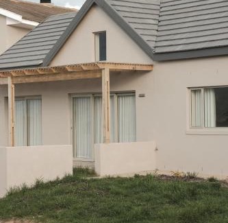 Fisherhaven Villa | Sandown Synergy Lagoon House