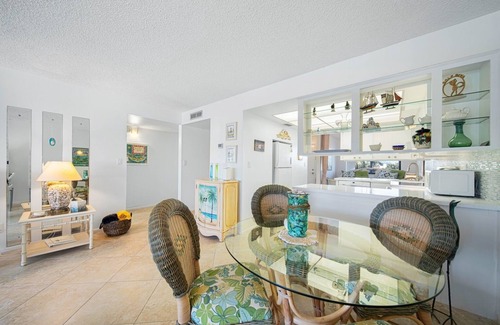 Beachview Country Club Estates Condo | Sandpebble 2E: Beautiful Condo Across From Beach!