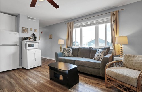 South End Condo | Sandpeddler Suite 207 W/Queen Bed