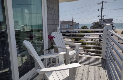 South End Condo | Sandpeddler Suite 306 W/King Bed
