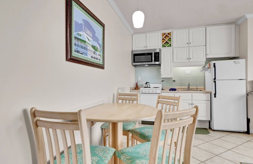 South End Condo | Sandpeddler Suite 307 W/Queen Bed