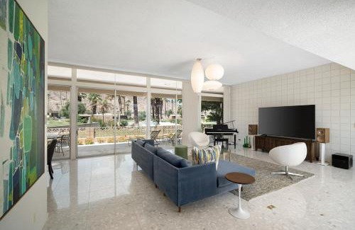 Palm Desert House | Sandpiper Empress Private Spa & Garage