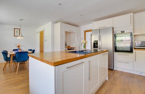 Ovingdean House | Sandpipers - Three Bedroom House, Sleeps 6