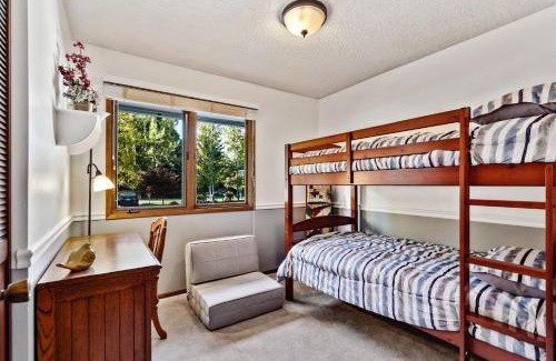 Ponder Point House | Sandpoint Paradise