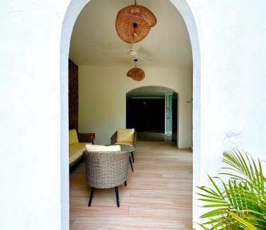 Thoddoo Hotel | Sands Garden Hotel