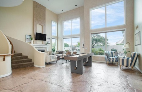 Paradise Valley Village House | Sandstone by AvantStay Spacious Desert Oasis w Pool BBall Crt Movie Room