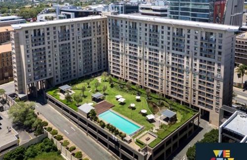 Sandown Apartment | Sandton Lux, 2 Bedroom & 2 Ensuite, No Load shedding