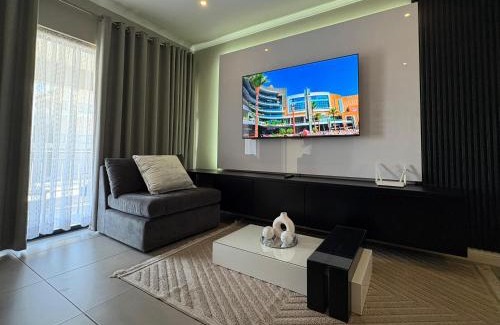 Greater Johannesburg Metropolitan Area Apartment | Sandton Nest