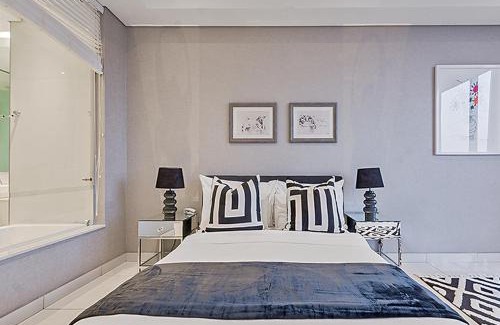 Greater Johannesburg Metropolitan Area Apartment | Sandton Skye BackupWater&Power