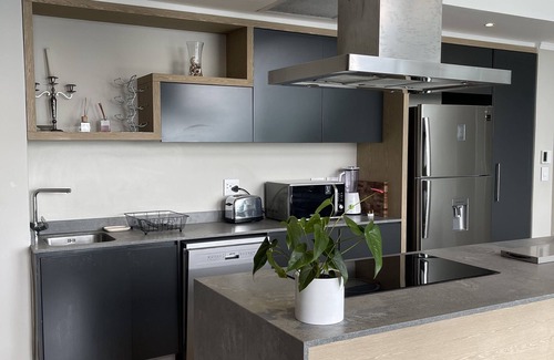 Greater Johannesburg Metropolitan Area Apartment | Sandton Smart Apartment Sixteen