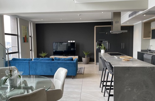 Greater Johannesburg Metropolitan Area Apartment | Sandton Smart Apartment Sixteen