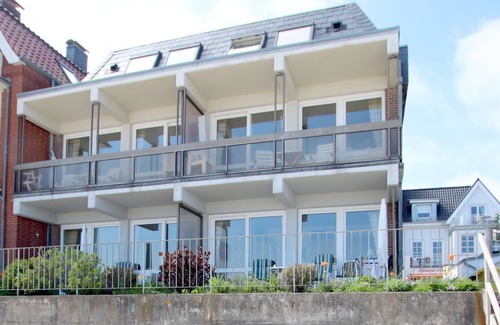 Wyk auf Foehr Apartment | Sandwall 11a, Whg. 2 "Gästehaus Gorch Fock" - vacation apartment with 2 rooms on