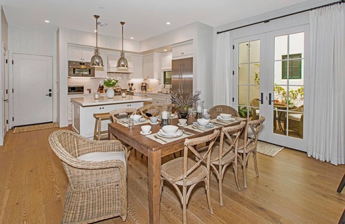 West Beach Condo | SandWaves - A West Beach Retreat