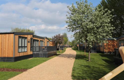 New Forest District Resort | Sandy Balls Holiday Village