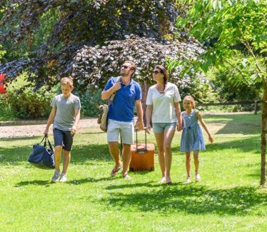 New Forest District Resort | Sandy Balls Holiday Village