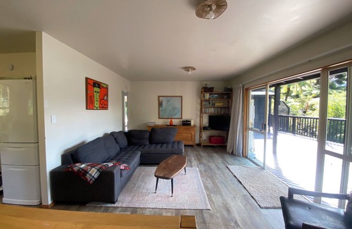 Saint Omer House | Sandy Bay Holiday Home, Kenepuru Sound