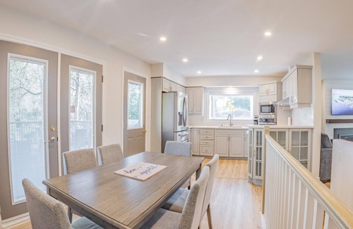 Tay Cottage | Sandy Beach/Boating/Swimming/Hot Tub/Marina/Trails