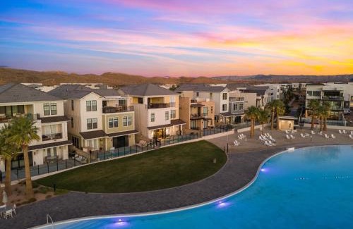 St. George House | Sandy Beach Estate home