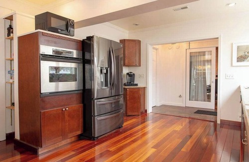 Canandaigua House | Sandy Beach Haven - Modern Canandaigua Lake House
